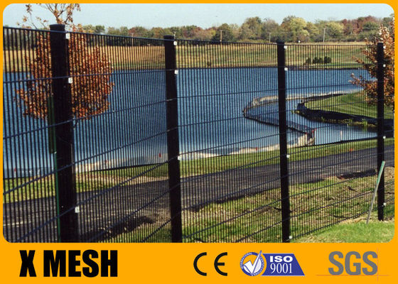 A solda almofada a anti escalada Mesh Fence Pvc Powder Spray revestiu para a construção comercial